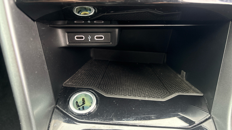 Volkswagen T-Roc 1.0 TSI 110 Active 5dr Petrol Hatchback